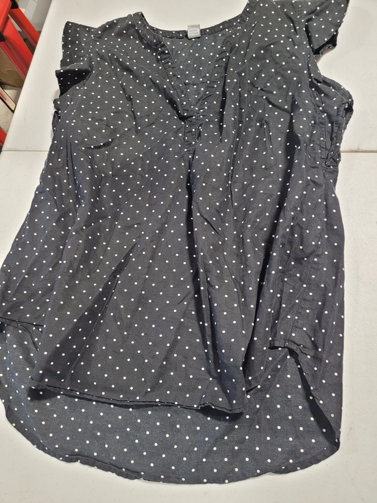 Old Navy Tops - Old Navy Black Polka Dot Flutter-Sleeve Blouse